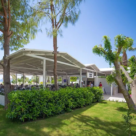 لابراندا تي إم تي 5* بودروم