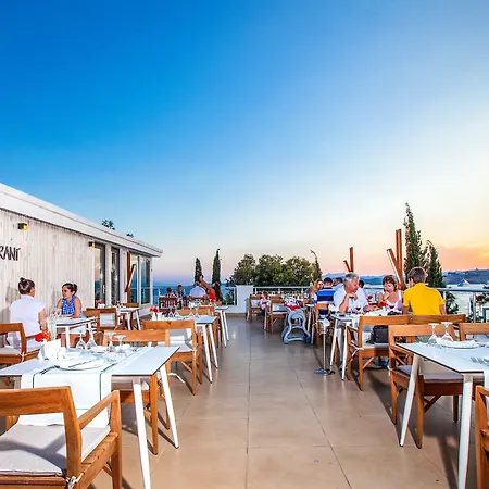 لابراندا تي إم تي منتجع