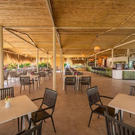 Semesteranläggning (resort) Labranda Tmt 5*