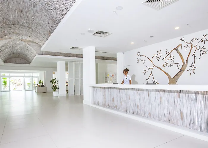 Labranda Tmt Semesteranläggning (resort)